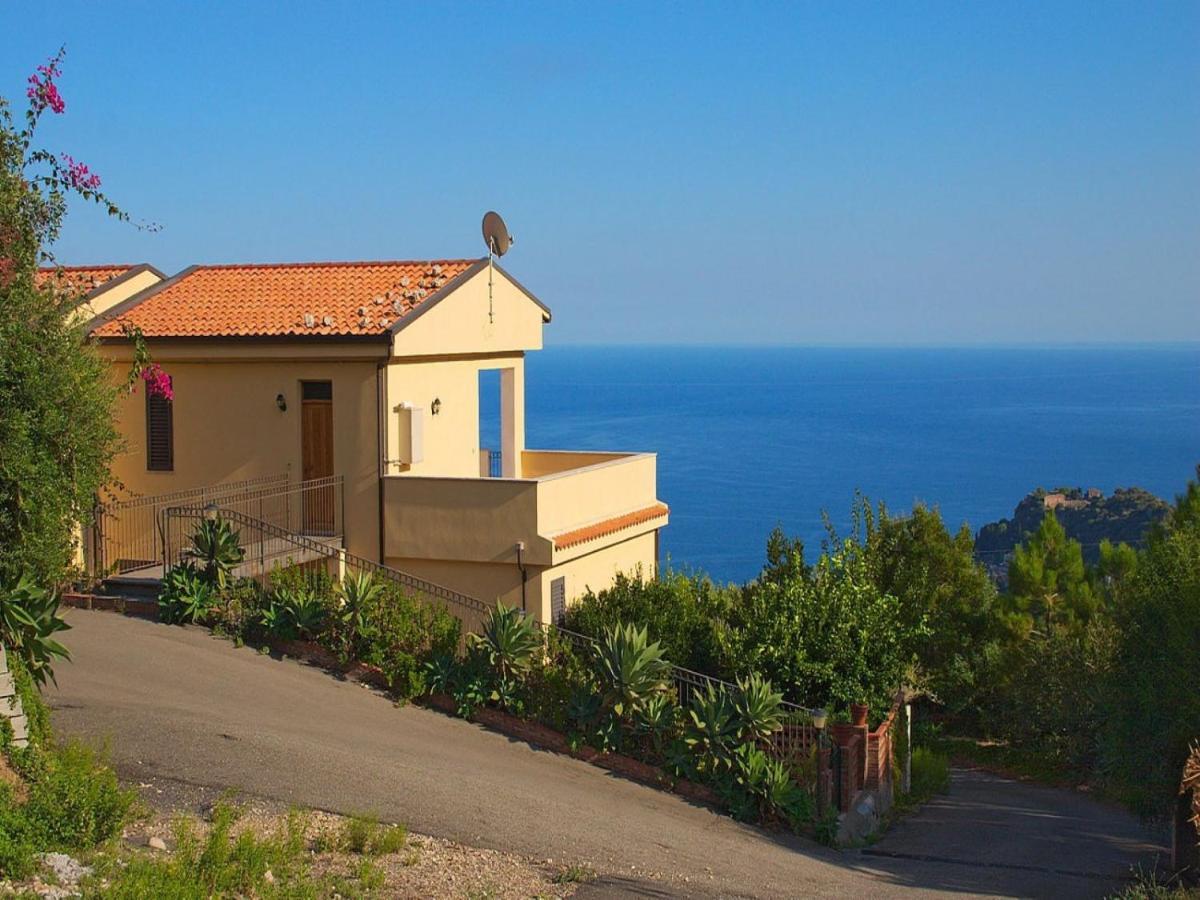 Casa Rex Apartment Castelmola Luaran gambar